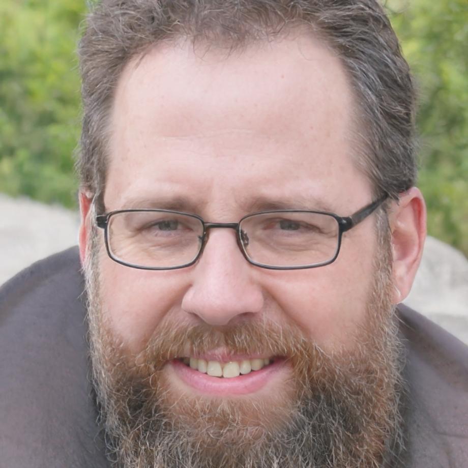 Klaus Hermannstahl, Senior Financial Analyst